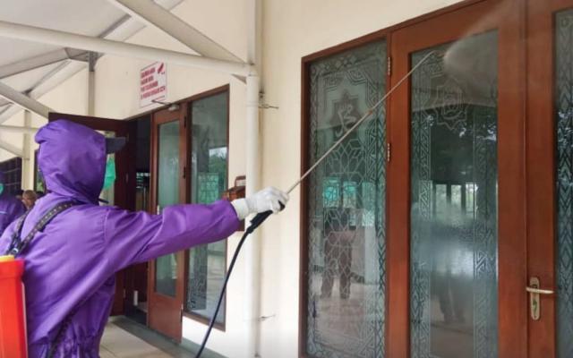 Panduan Lengkap Kebersihan Disinfeksi untuk Mencegah Penyakit, Menjaga Kesehatan Tubuh, serta Menciptakan Lingkungan yang Aman dan Bebas Kuman